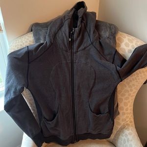Lululemon scuba hoodie. Thumb holes in sleeves